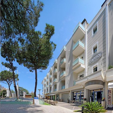 Residence Capitol Cattolica Exteriör bild