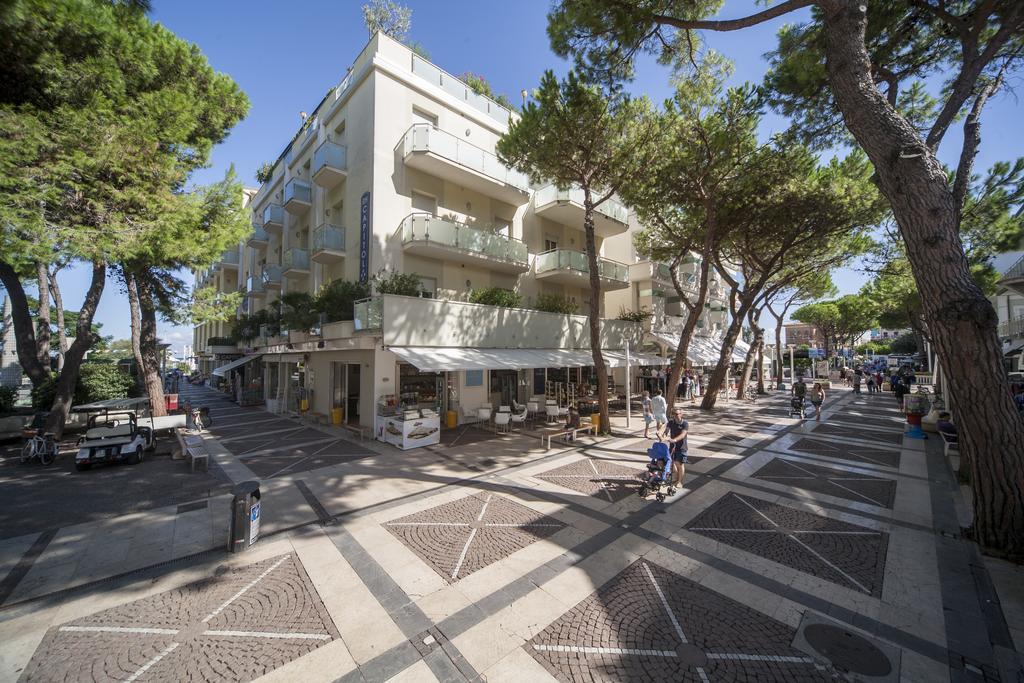 Residence Capitol Cattolica Exteriör bild